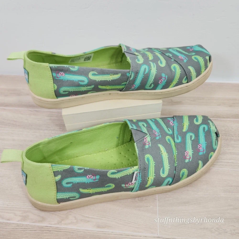TOMS Alpargata Ultimate Grey Snorkeling Crocodiles Print‎ Slip-On Youth Sz 6